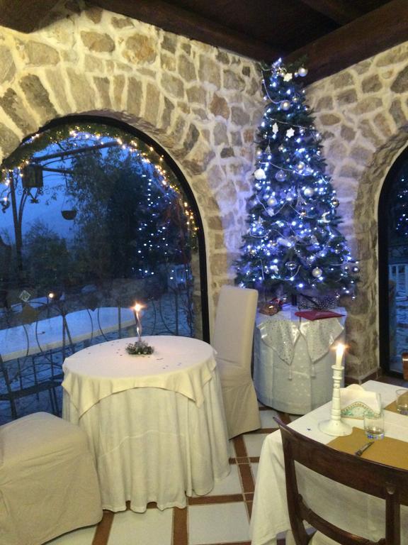 B&B H.M. Sonnino Bagian luar foto
